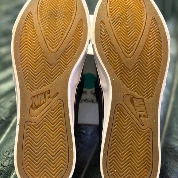 Nike Black and White Slip-On Sneakers - Picture 4 of 4